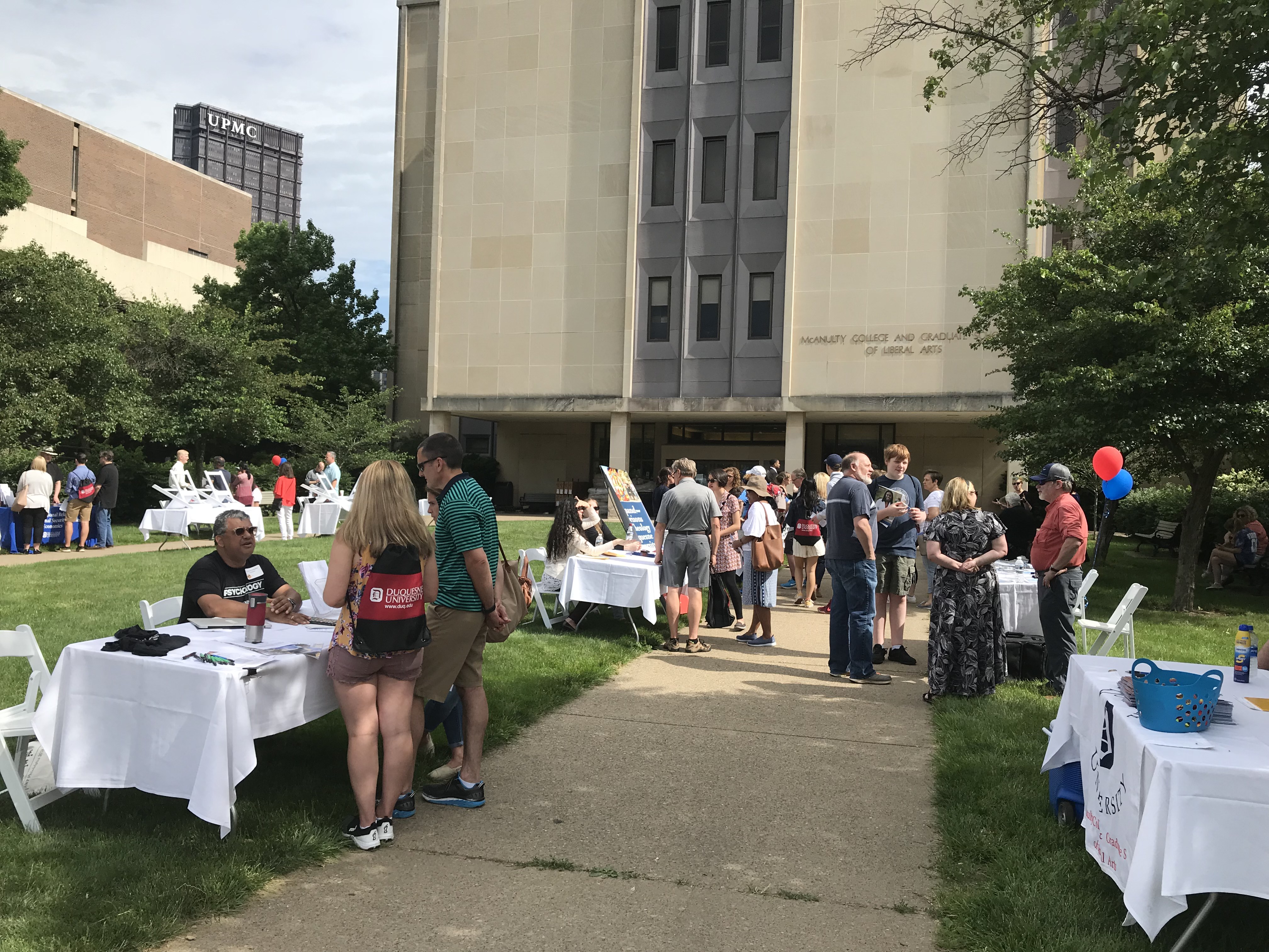 Duquesne Welcomes High Schoolers to Campus for DuquesneFest