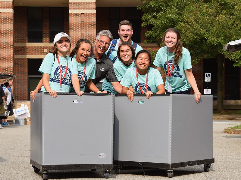 Freshman move-in August 2019