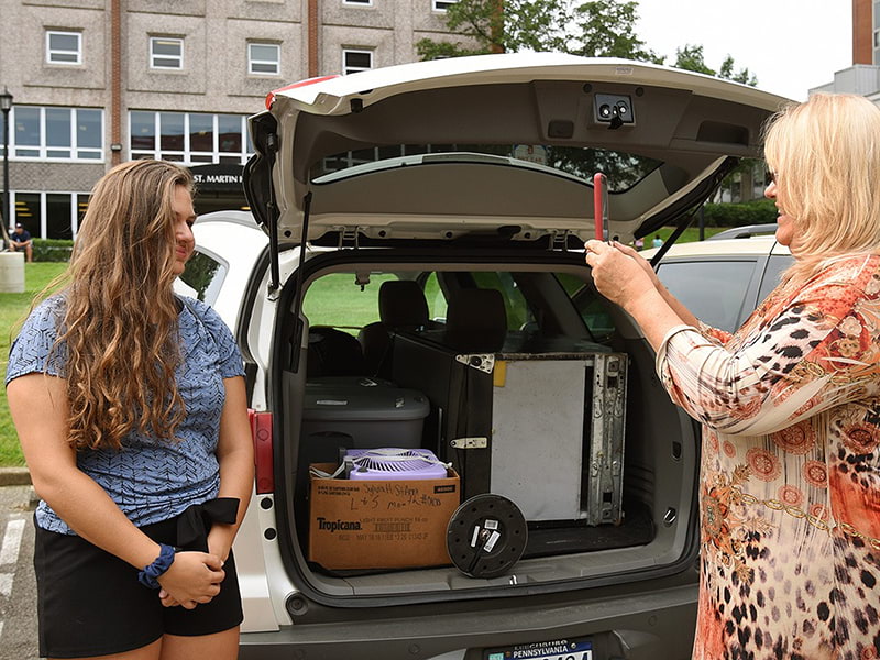 Freshman move-in August 2019