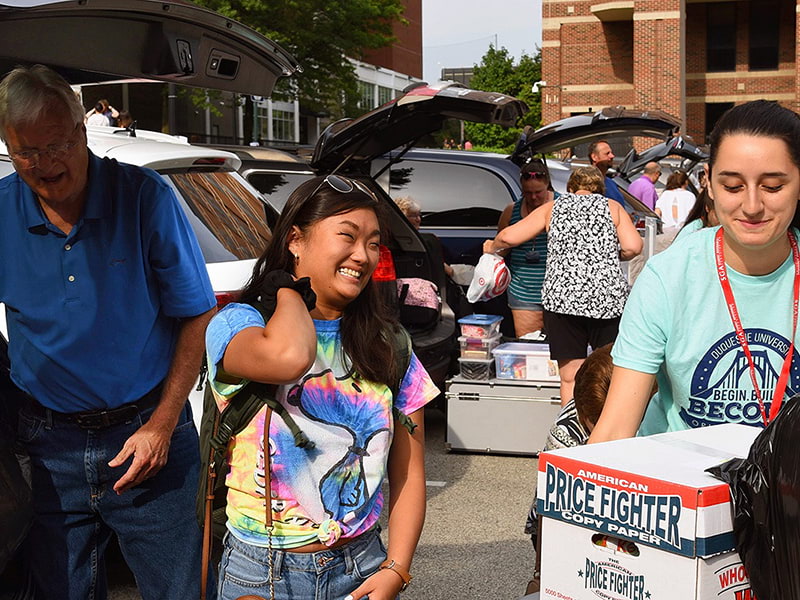 Freshman move-in August 2019