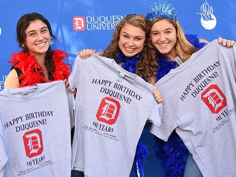 Campus Community Turns Out for Duquesne’s 141st Birthday